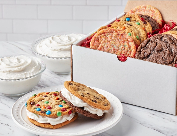 COOKIES & CREAM 2袋セット Deluxe Double Doozie™ Kit - Assorted Cookies - Great American Cookies